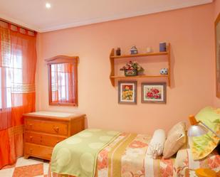 Bedroom of Apartment to share in  Sevilla Capital  with Air Conditioner