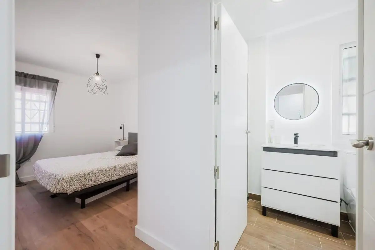 Habitación de Piso en venta en Sevilla con Calefacción y Amueblado