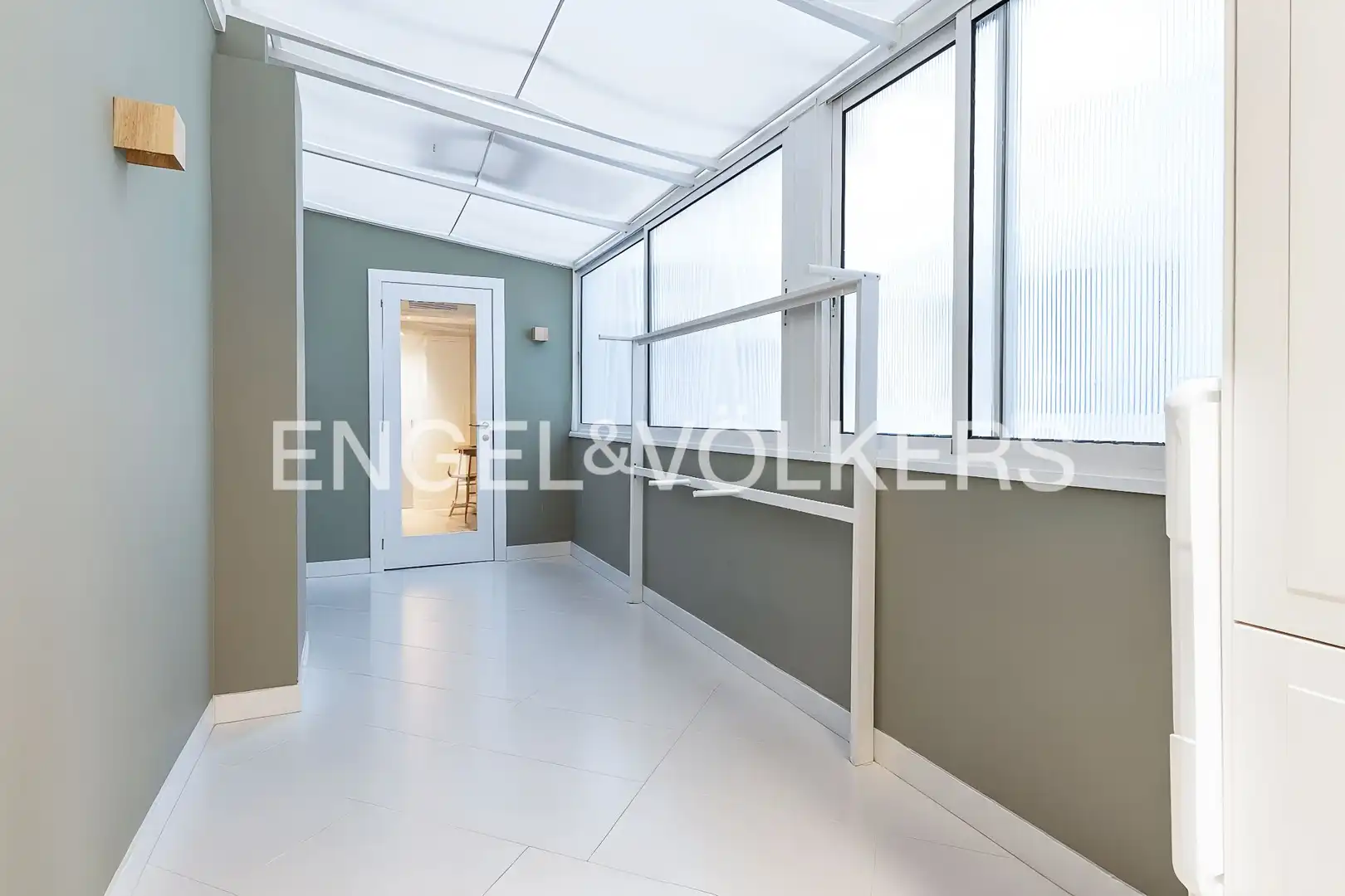 Flat for sale in Barcelona  with Air Conditioner, Heating and Parquet flooring