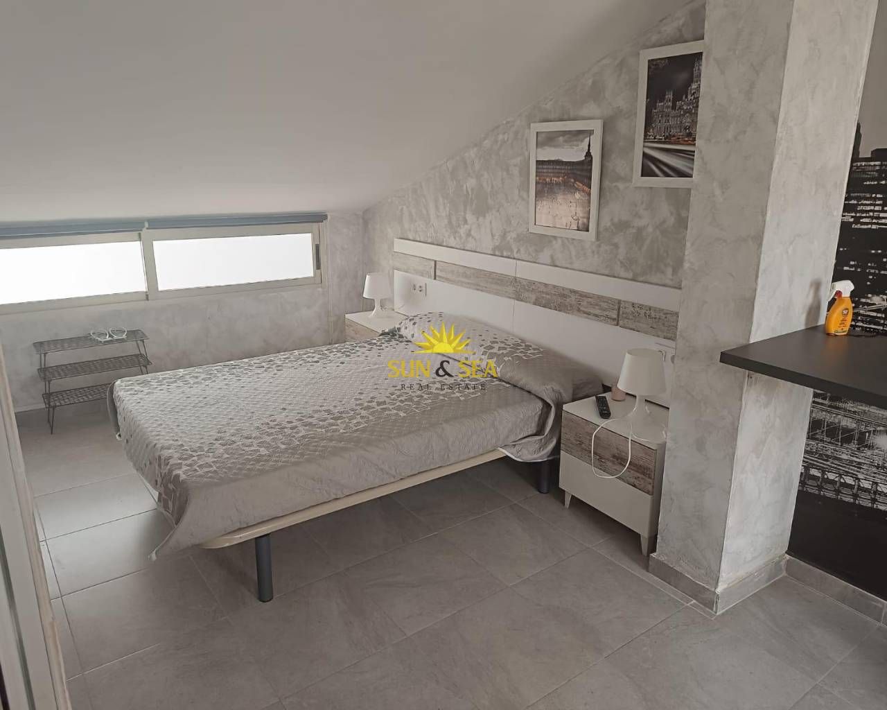 Habitación de Estudio de alquiler en Los Alcázares con Calefacción, Terraza y Amueblado