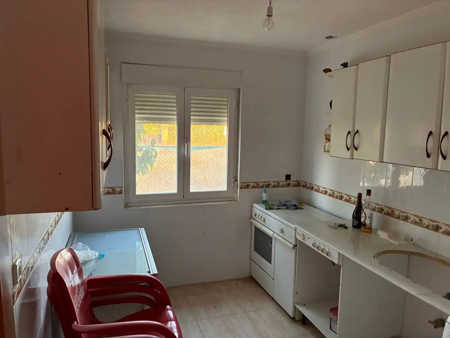 Cuina de Casa o xalet en venda en Calvarrasa de Arriba amb Calefacció i Terrassa