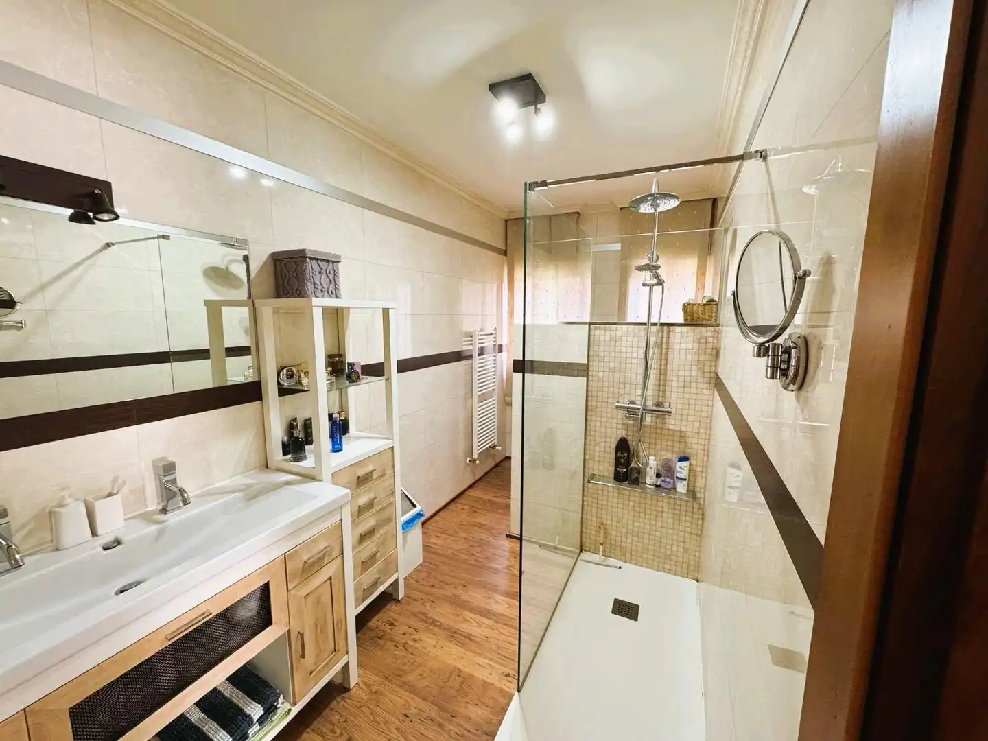 Baño de Casa o chalet en venta en Arganda del Rey con Aire acondicionado, Calefacción y Jardín privado