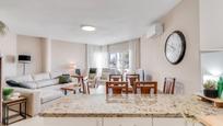 Sala d'estar de Apartament en venda en Mijas amb Aire condicionat i Terrassa