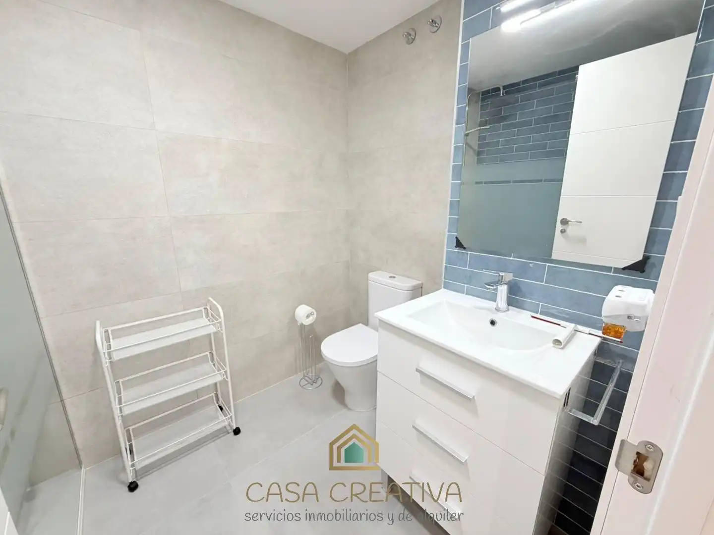 Baño de Piso de alquiler en Valencia con Aire acondicionado, Calefacción y Terraza