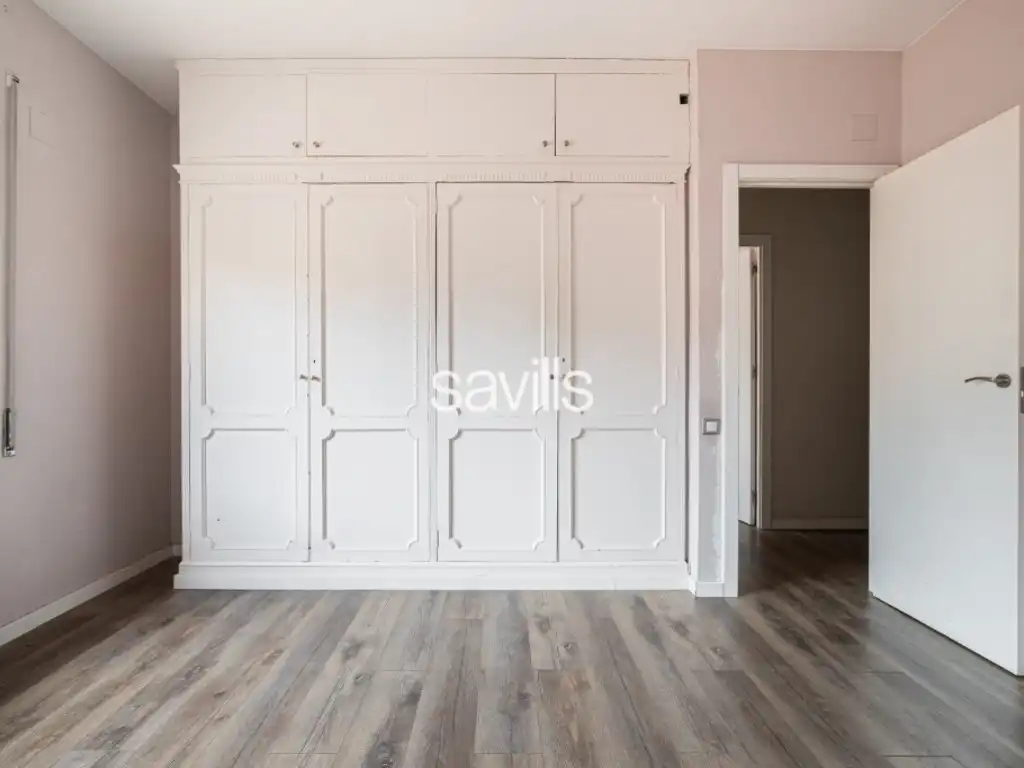 Habitación de Apartamento en venta en Barcelona con Aire acondicionado, Horno y Balcón