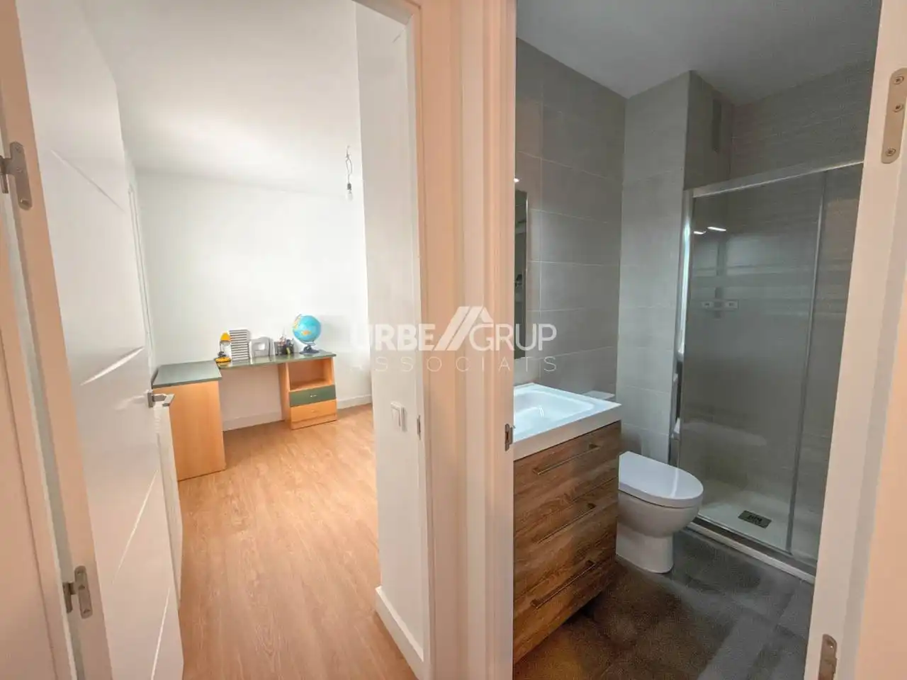 Habitación de Piso en venta en Terrassa con Calefacción, Parquet y Terraza