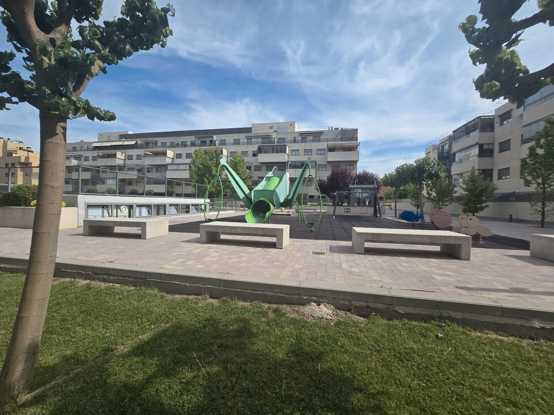 Exterior view of Flat for sale in Pinto  with Air Conditioner, Heating and Private garden