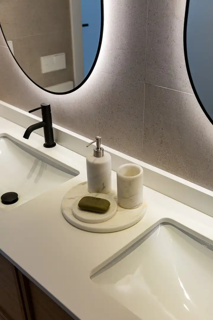 Badezimmer von Wohnungen zum Verkauf in Pollença mit Klimaanlage, Heizung und Terrasse