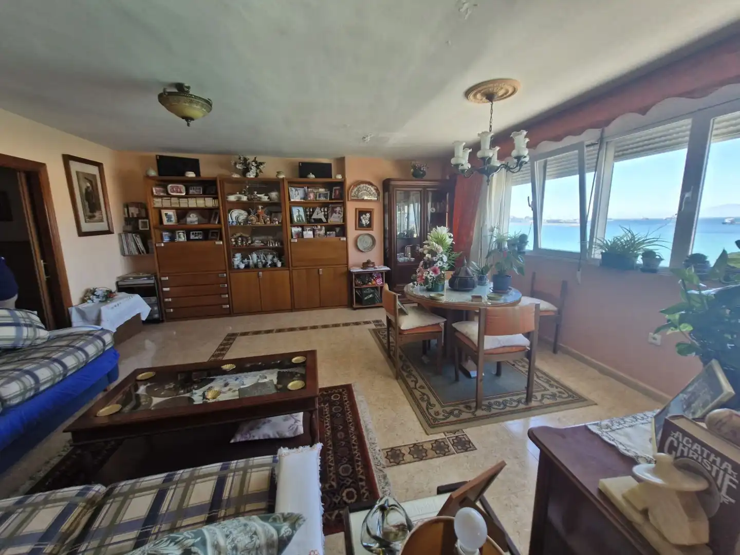 Wohnzimmer von Wohnung zum Verkauf in La Línea de la Concepción mit Terrasse und Möbliert
