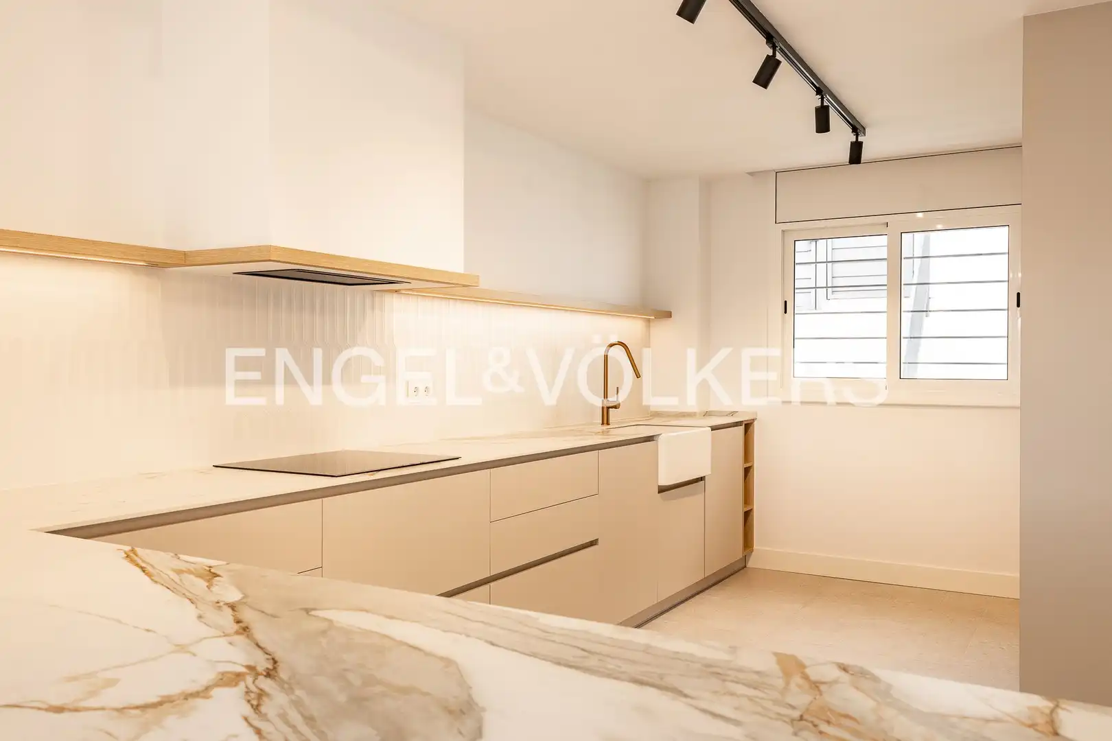 Casa amb terrassa en venda a Sant Cebrià de Vallalta, imagen 16