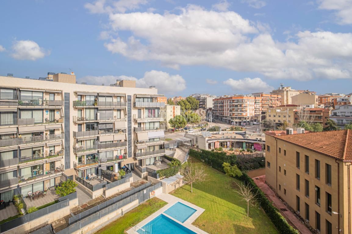 Exterior view of Flat for sale in Ripollet  with Air Conditioner, Terrace and Balcony