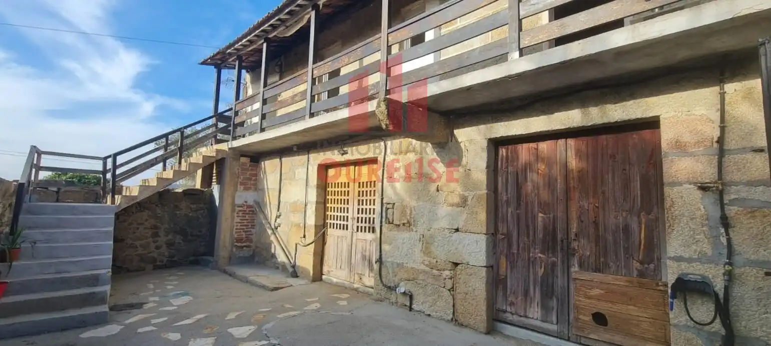 Exterior view of Houses for sale in Toén  with Balcony