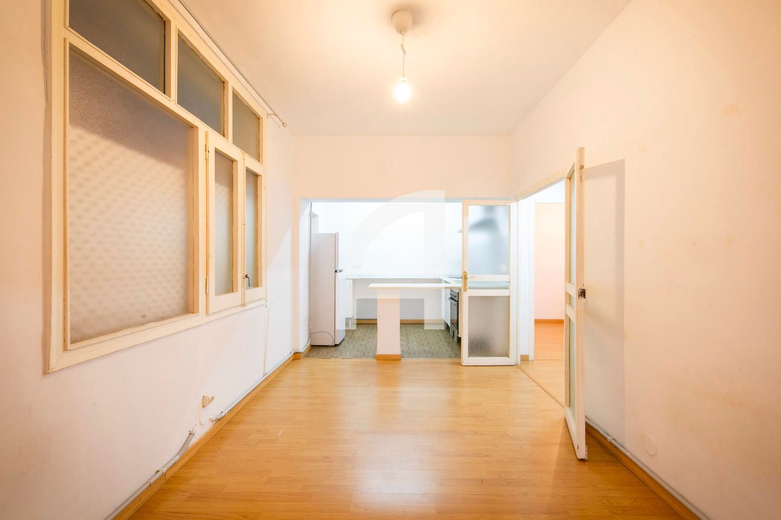 Flat for sale in  Barcelona Capital  with Parquet flooring