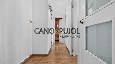 Luminoso piso de 4 habitaciones con terraza y patio en Barberà del Vallès, imatge 2