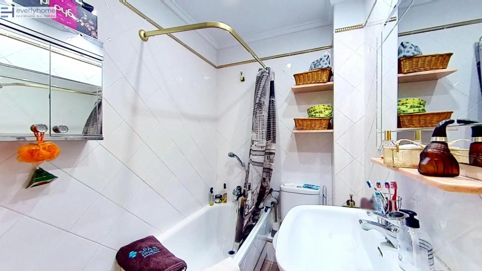 Baño de Apartamento en venta en La Pobla de Farnals con Jardín privado y Piscina comunitaria