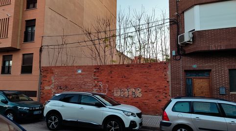 Solar a dos calles muy bien situado., immagine 2