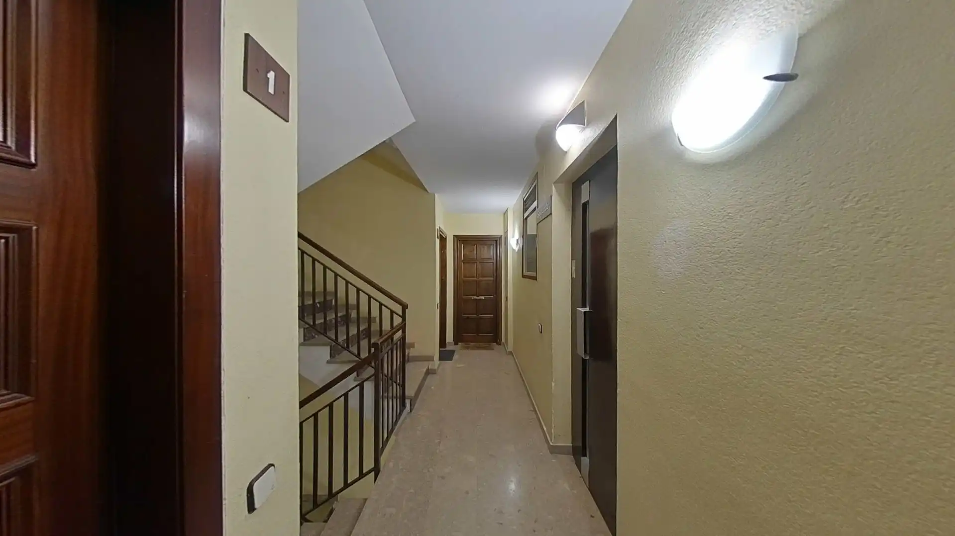 Pis amb ascensor en venda a Pintor Vancells, imagen 35