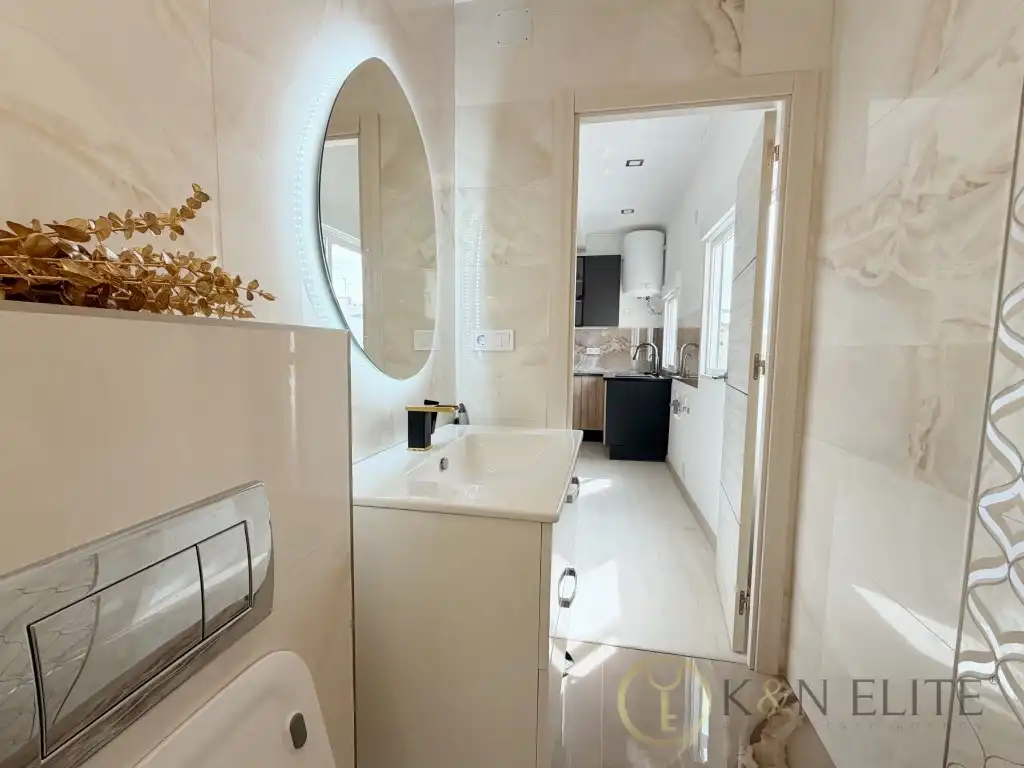 Baño de Piso en venta en Mislata