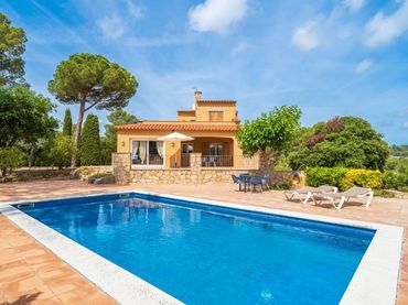 Casa amb piscina en venda a Tamariu