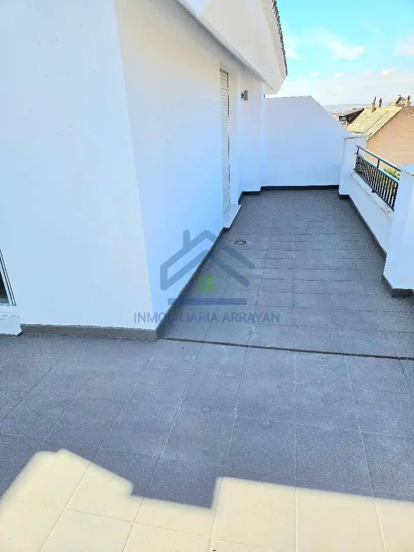 Pis amb ascensor de lloguer a Barrio de la Vega
