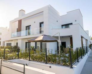 Exterior view of Single-family semi-detached to rent in Estepona  with Air Conditioner, Terrace and Swimming Pool