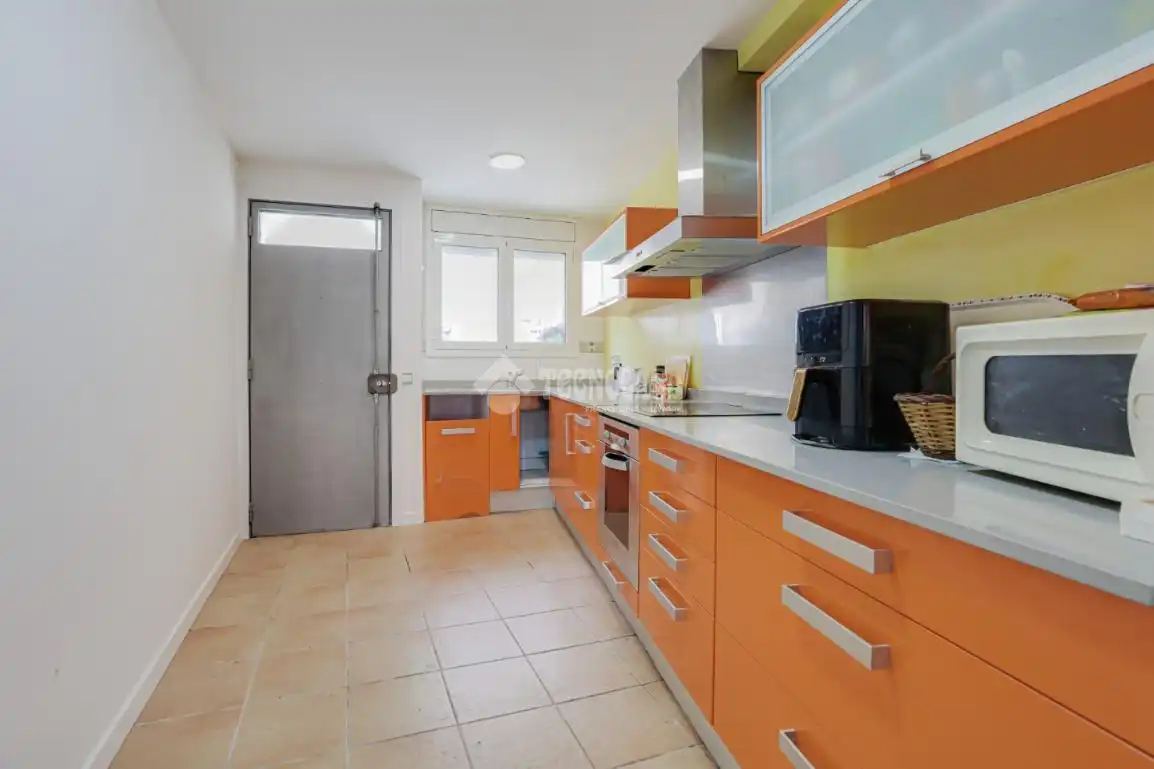 Cocina de Casa adosada en venta en Terrassa con Aire acondicionado, Terraza y Trastero