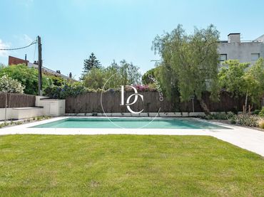 Pis amb piscina de lloguer a Carrer d'Enric Morera