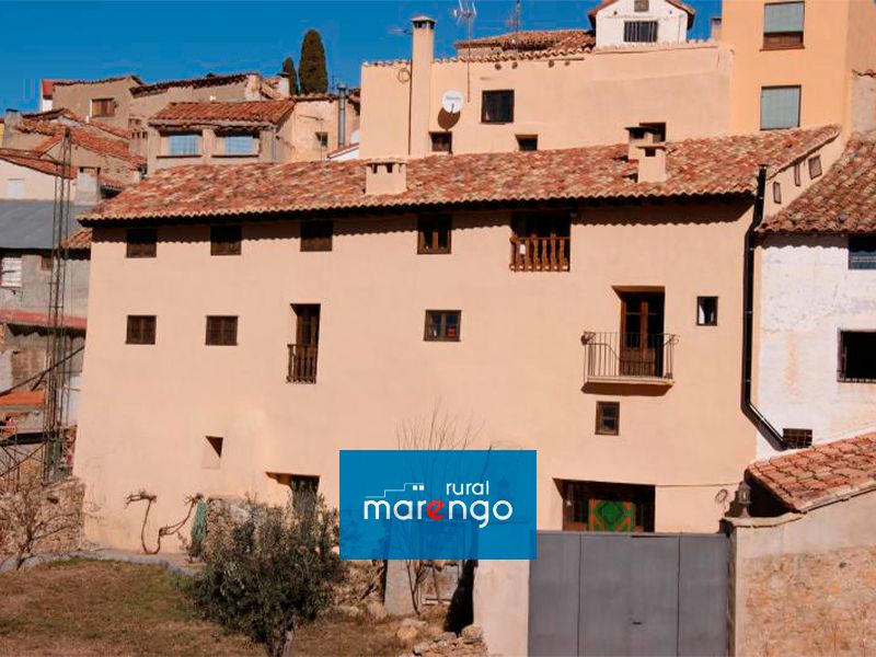 Exterior view of House or chalet for sale in Castellote  with Terrace, Storage room and Furnished