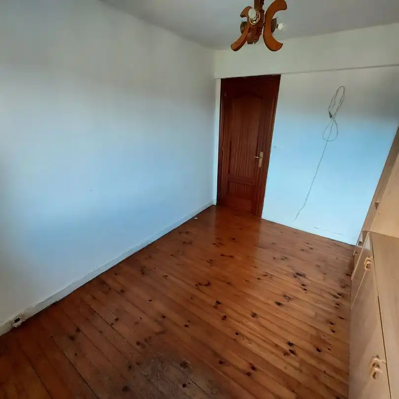 Habitación de Piso en venta en Otxandio con Calefacción y Balcón