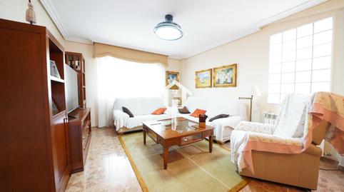 Foto 4 de Casa adosada en venda a Calle Cat Eliseo Gomez Serrano, Virgen del Remedio - Parque Lo Morant, Alicante / Alacant