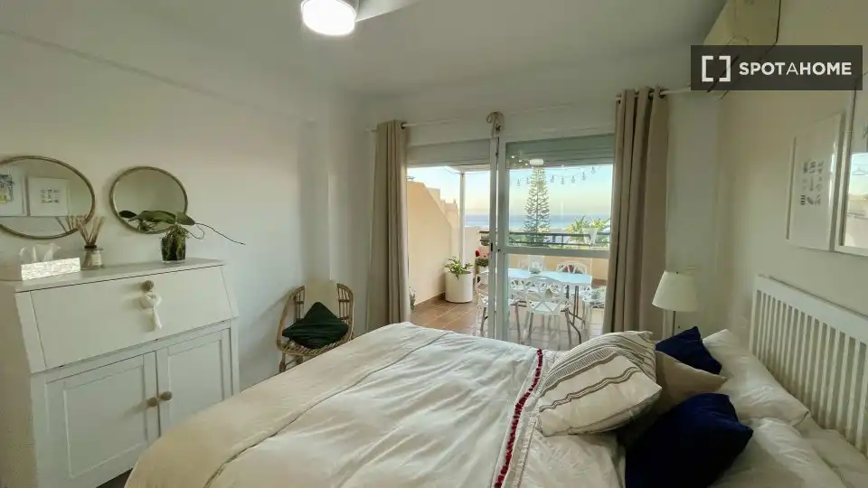 Bedroom of Apartments for share in Mijas  with Air Conditioner, Heating and Terrace