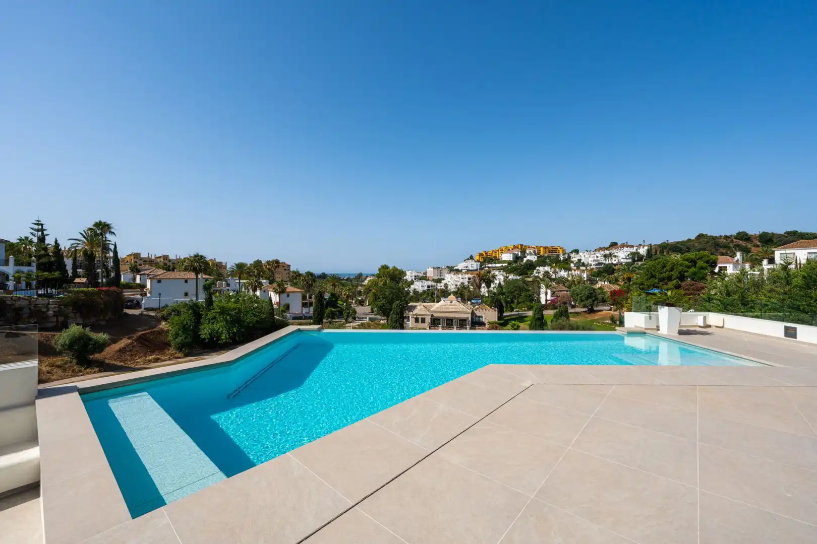 House with terrace for sale in Estepona Pueblo, imagen 3