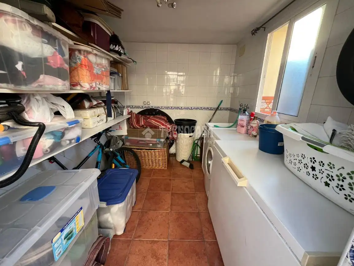 Casa adosada en venta en Dos Hermanas con Terraza