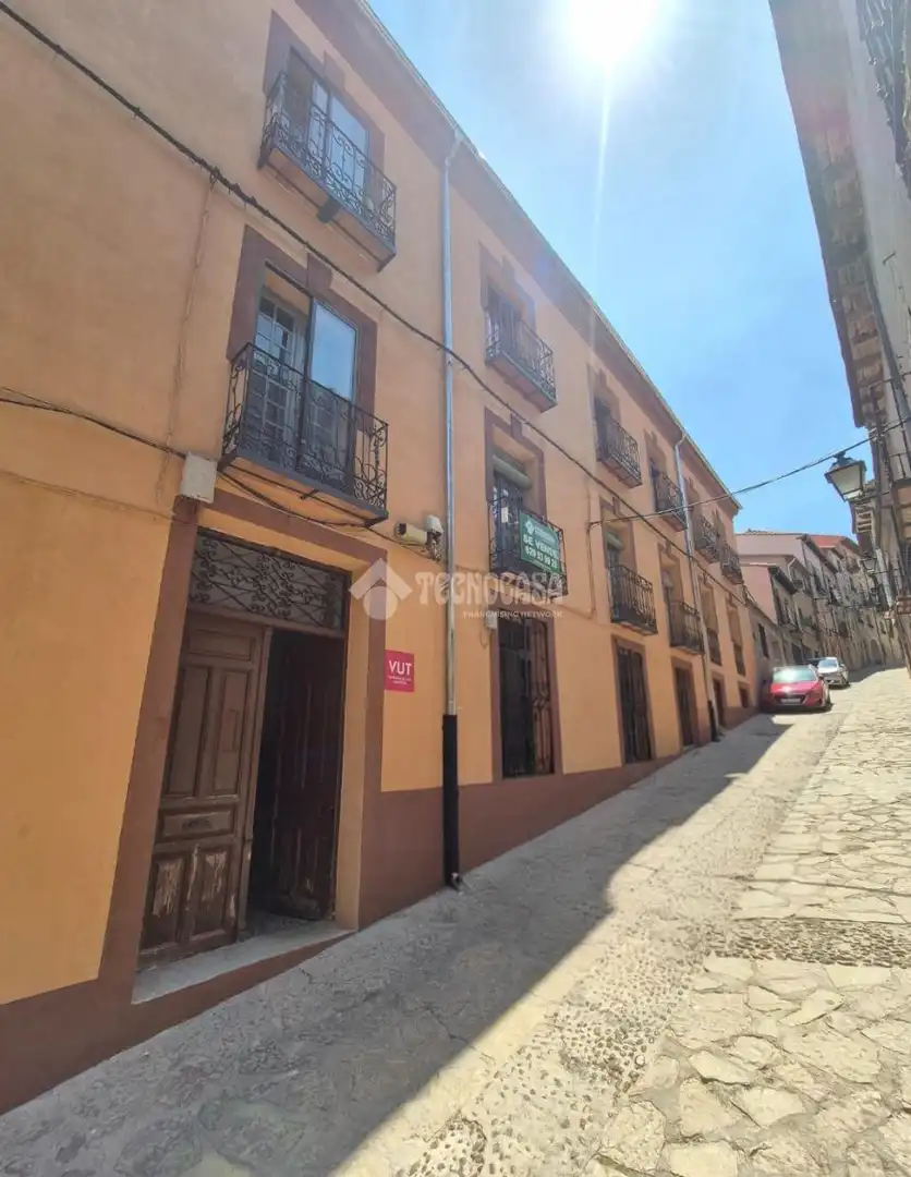 Vista exterior de Pis en venda en Sigüenza amb Calefacció i Balcó