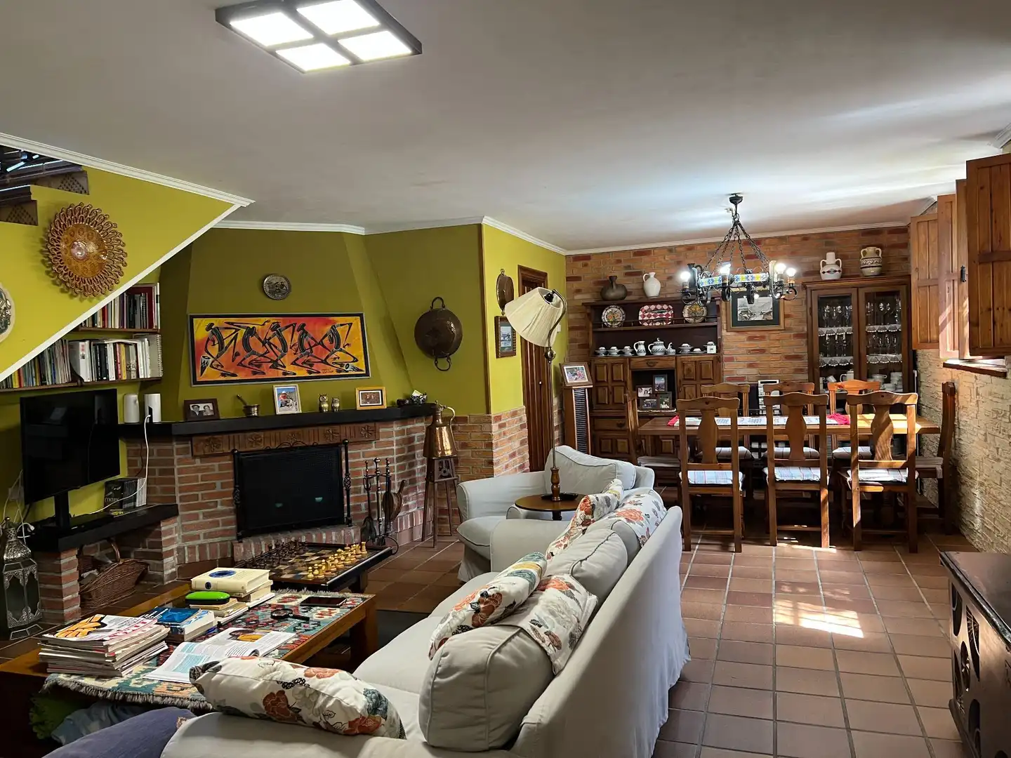 Sala de estar de Casa o chalet en venta en Cangas de Onís con Calefacción, Jardín privado y Amueblado