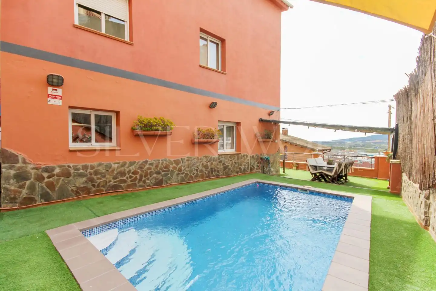 Piscina de Casa o chalet en venta en Molins de Rei con Aire acondicionado, Calefacción y Jardín privado