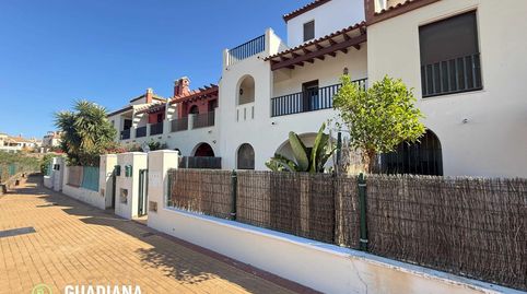 Foto 2 de Casa adosada en venta en Avenida Blasco Ibañez, 21, Costa Esuri, Ayamonte
