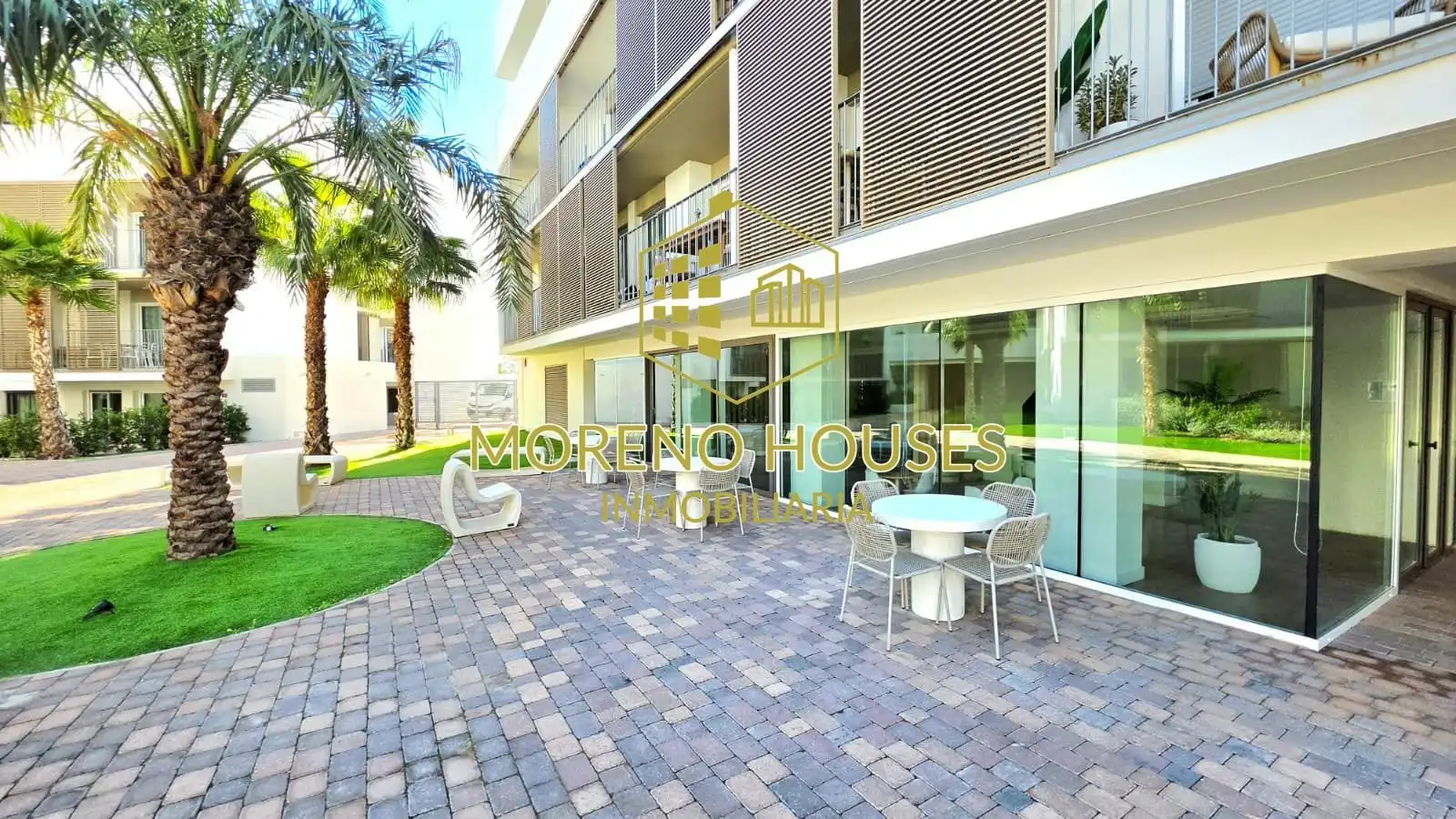 Terrasse von Wohnungen zur Miete in Jávea / Xàbia mit Klimaanlage, Heizung und Privatgarten