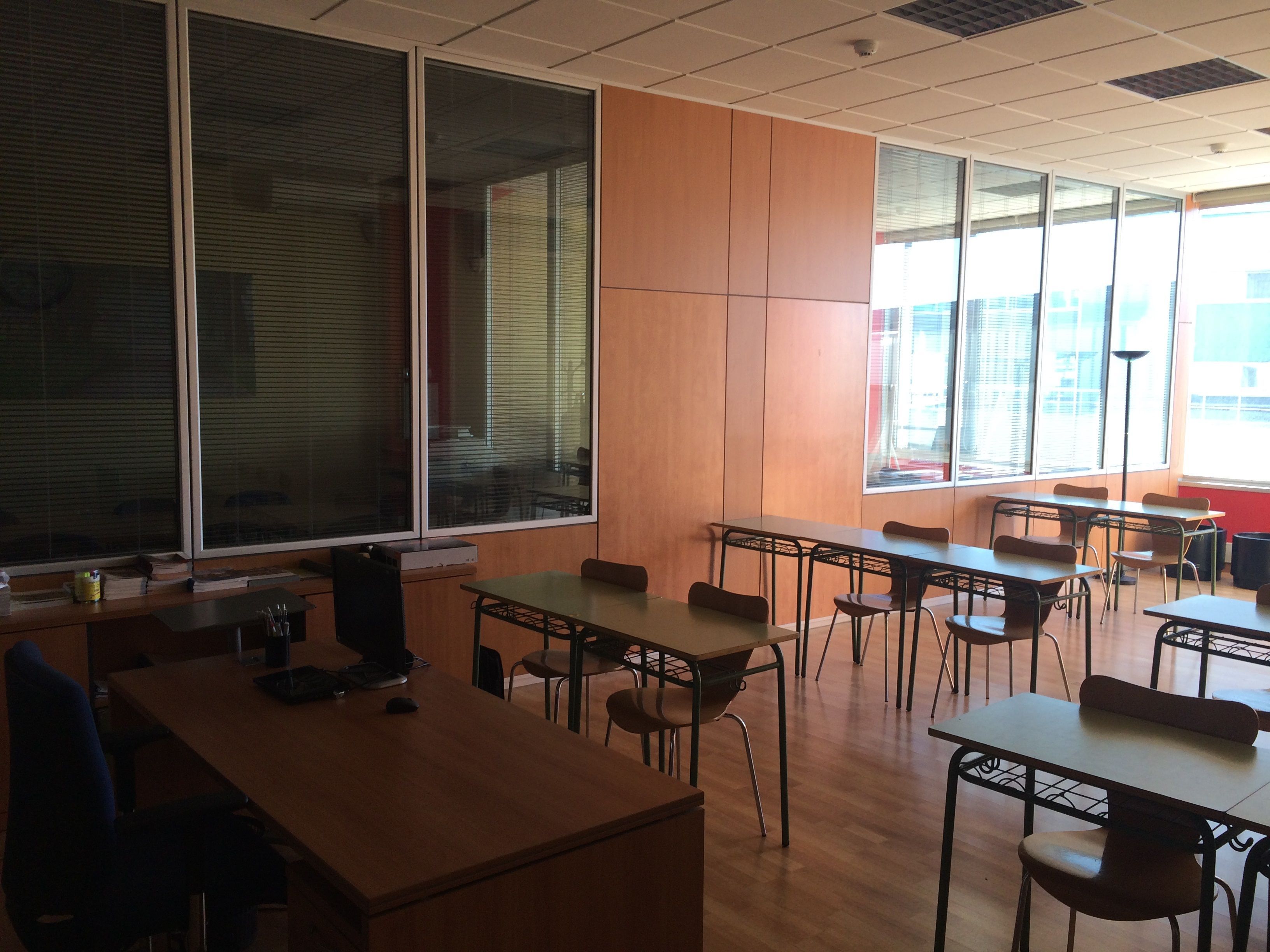 Industrial buildings to rent in Badalona  with Heating