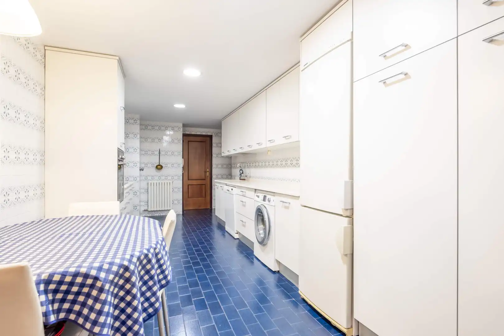Cocina de Piso en venta en Zaragoza con Calefacción, Terraza y Balcón