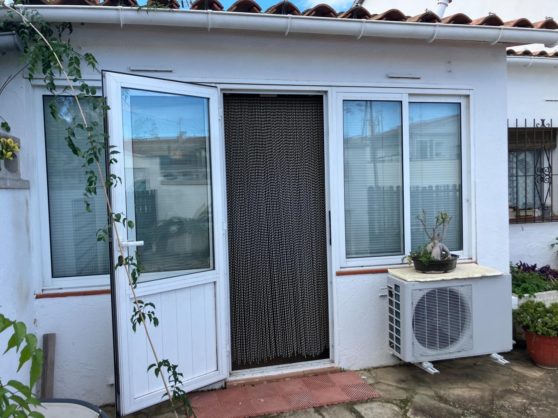 Balcony of House or chalet for sale in L'Escala  with Air Conditioner, Heating and Private garden