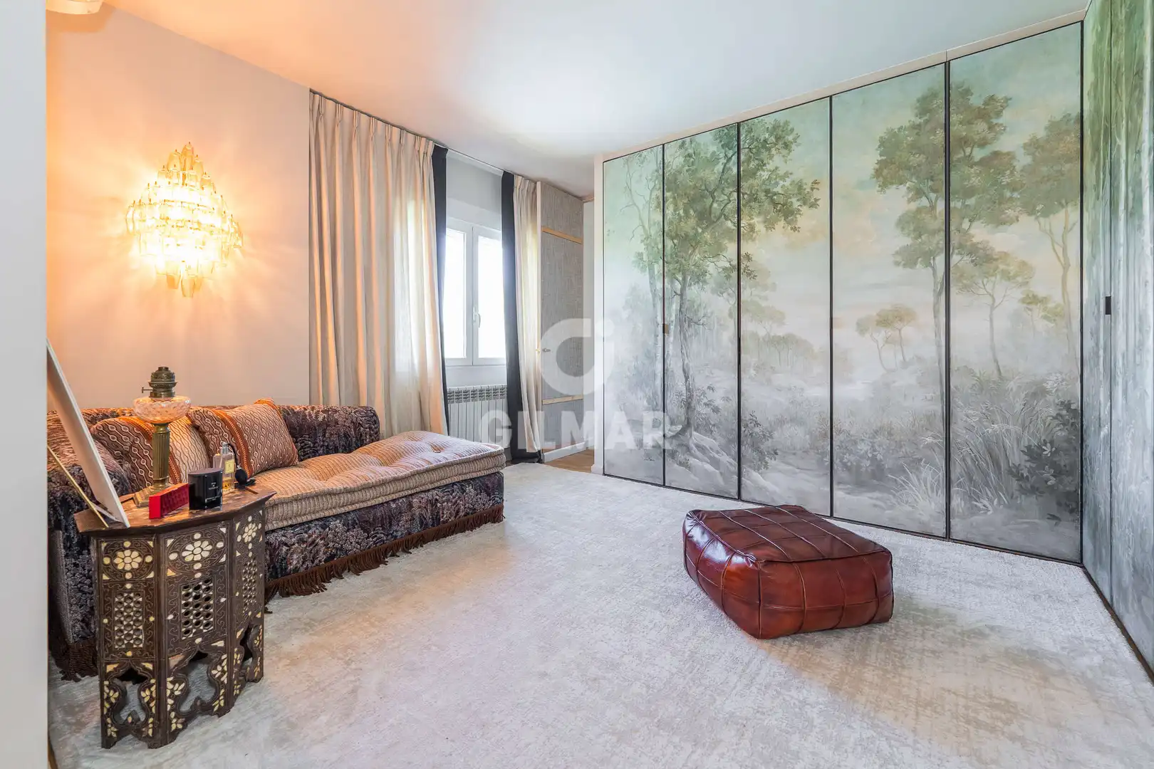 Bedroom of Houses for sale in Pozuelo de Alarcón  with Heating, Private garden and Swimming Pool
