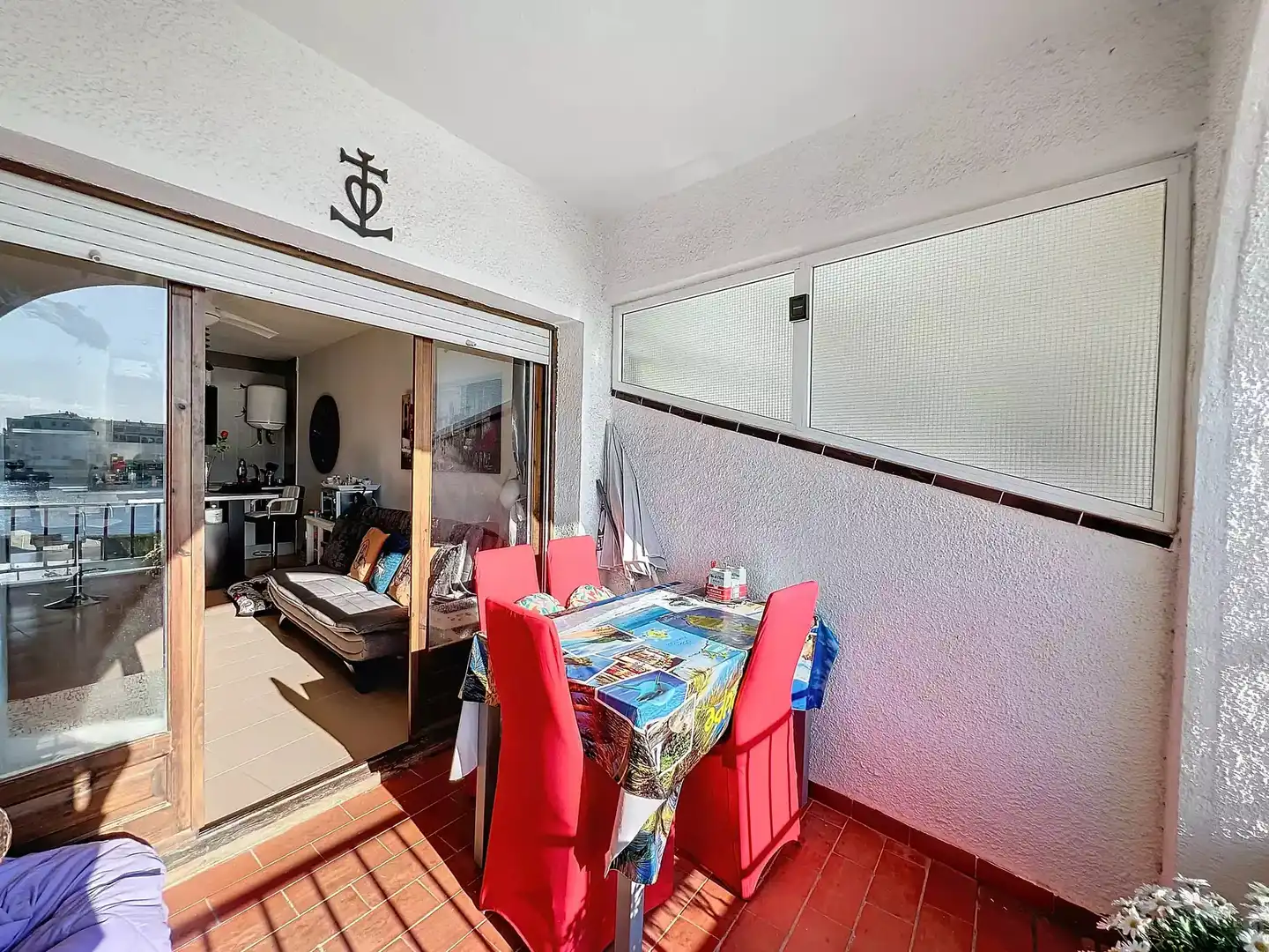 Schlafzimmer von Wohnungen zum Verkauf in Empuriabrava mit Klimaanlage, Terrasse und Möbliert