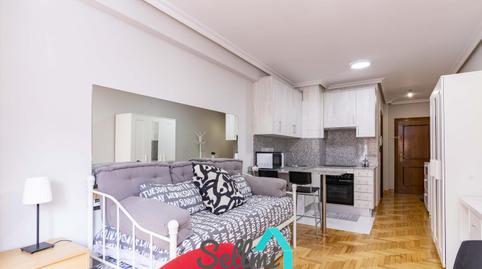 Foto 4 de Estudi de lloguer a Leopoldo Alas, Auditorio - Seminario - Parque de Invierno, Asturias