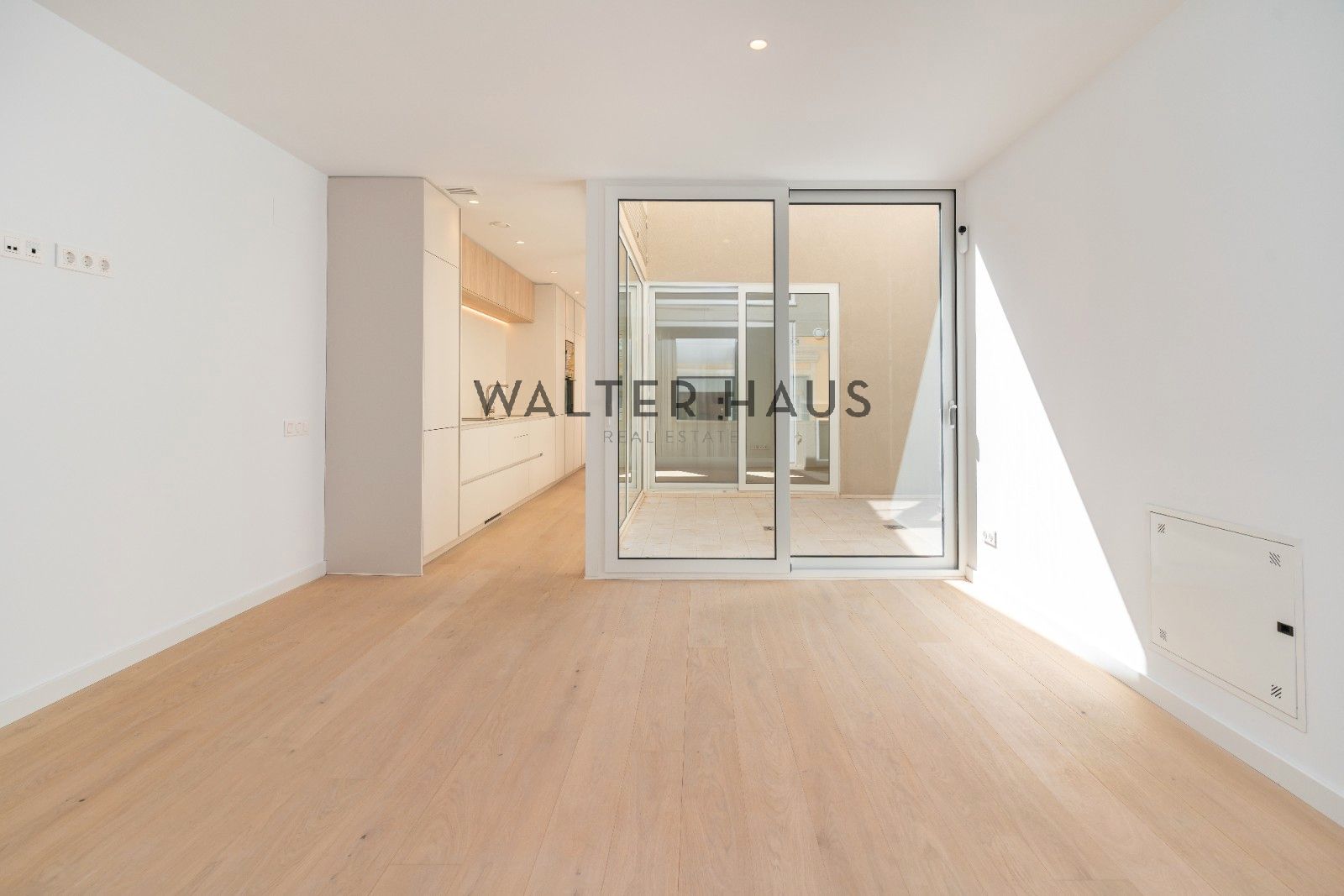 Attic for sale in  Barcelona Capital  with Air Conditioner, Heating and Terrace