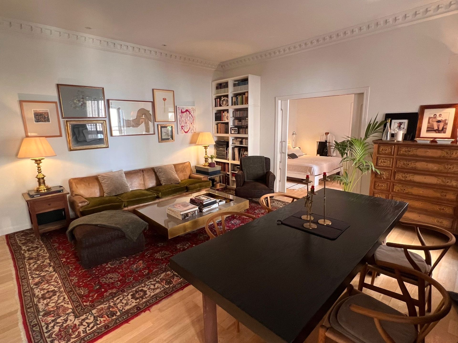 Living room of Flat to rent in  Madrid Capital  with Air Conditioner, Heating and Parquet flooring