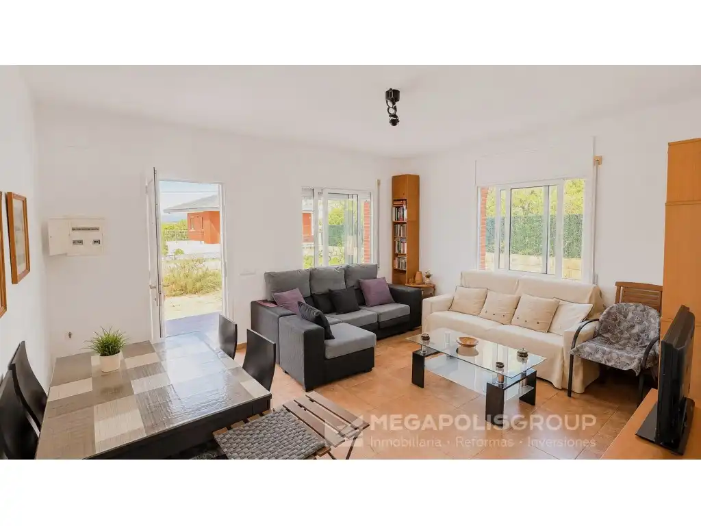 Sala d'estar de Casa o xalet en venda en Piera amb Terrassa