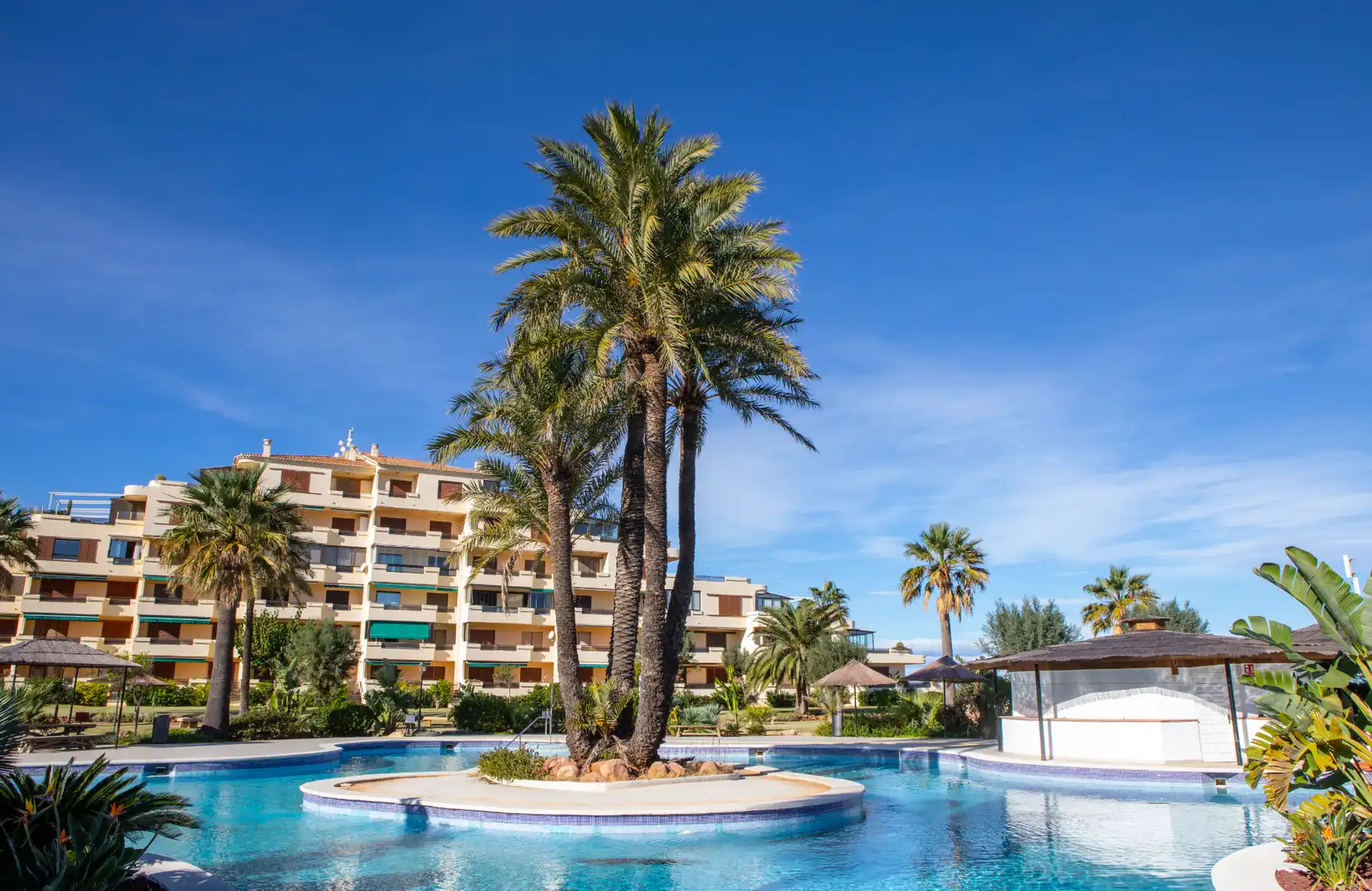 Schwimmbecken von Wohnung zur Miete in Dénia mit Klimaanlage, Heizung und Terrasse