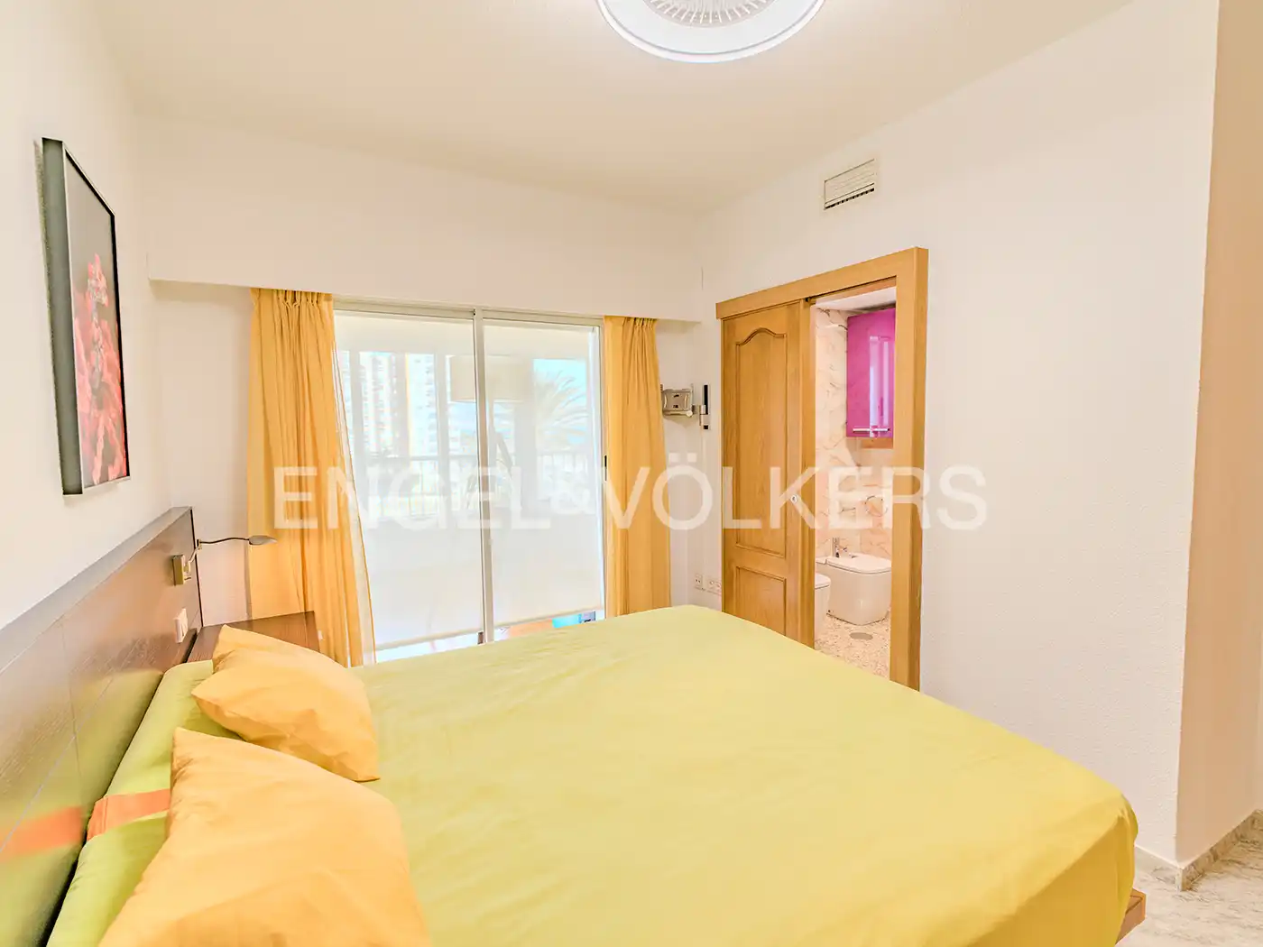 Schlafzimmer von Wohnung zum Verkauf in Alicante / Alacant mit Klimaanlage, Heizung und Gemeinschaftspool