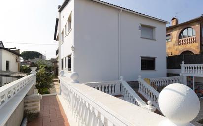 Außenansicht von Haus oder Chalet zum verkauf in Viladecans mit Balkon